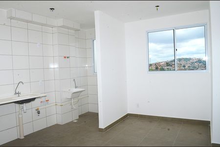 Apartamento para alugar com 41m², 2 quartos e 1 vagaSala/Cozinha