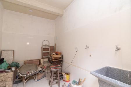 Casa à venda com 250m², 4 quartos e 2 vagasÁrea de Serviço 2
