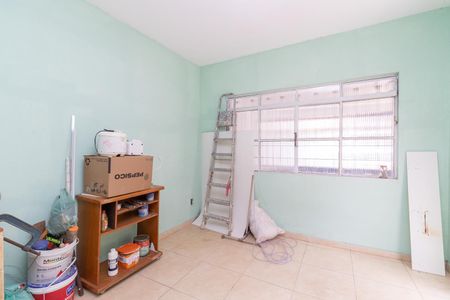 Casa à venda com 250m², 4 quartos e 2 vagasSala