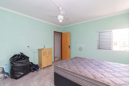 Casa à venda com 250m², 4 quartos e 2 vagasSuíte