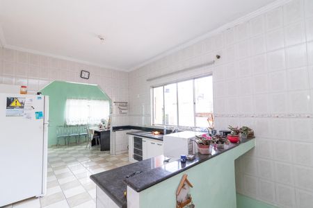 Casa à venda com 250m², 4 quartos e 2 vagasCozinha
