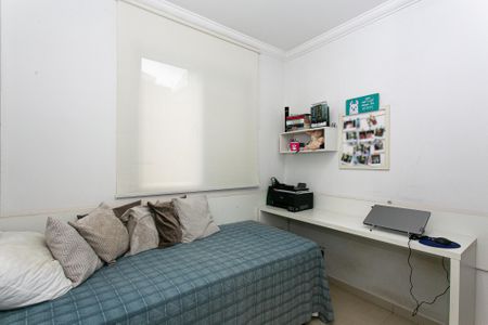 Apartamento à venda com 77m², 3 quartos e 1 vagaQuarto 2