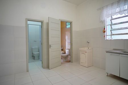 Cozinha  de casa à venda com 3 quartos, 96m² em Santa Cecília, Porto Alegre