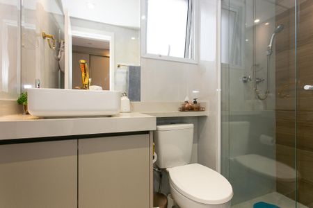 Apartamento à venda com 106m², 2 quartos e 2 vagasBanheiro da Suíte 1