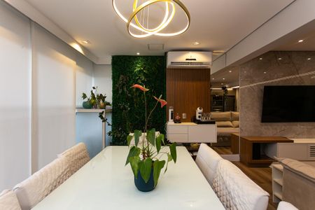 Apartamento à venda com 106m², 2 quartos e 2 vagasVaranda gourmet