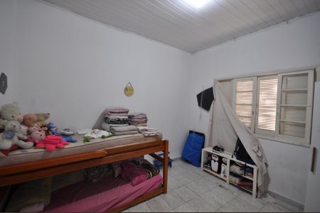 Casa para alugar com 150m², 2 quartos e 1 vagaQuarto 1