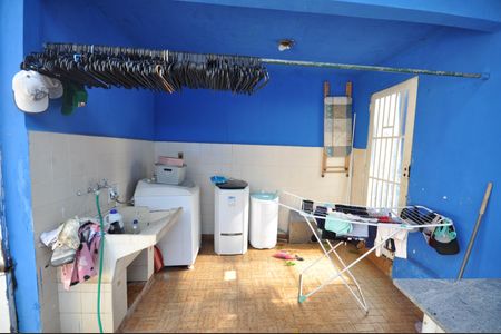 Casa para alugar com 150m², 2 quartos e 1 vagaÁrea de Serviço