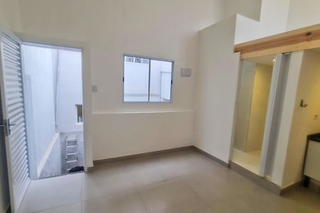 Sala de kitnet/studio para alugar com 1 quarto, 18m² em Jardim Santa Mena, Guarulhos
