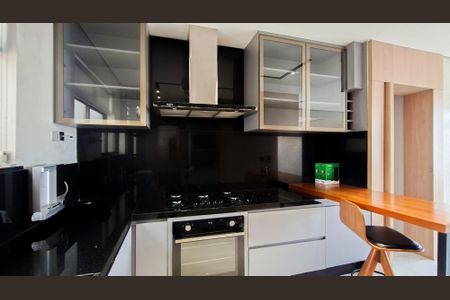 Apartamento à venda com 110m², 3 quartos e 2 vagasCozinha