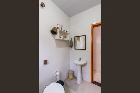 Banheiro de casa para alugar com 1 quarto, 80m² em Jardim Santo Antonio, São Paulo