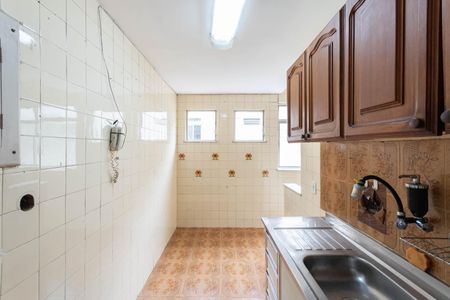 Apartamento à venda com 85m², 3 quartos e 2 vagasCozinha