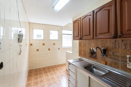 Apartamento à venda com 85m², 3 quartos e 2 vagasCozinha
