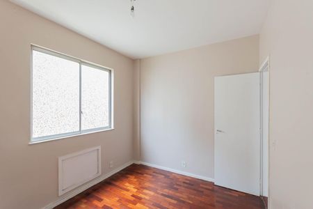 Apartamento à venda com 85m², 3 quartos e 2 vagasQuarto 1