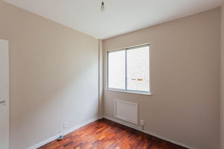 Apartamento à venda com 85m², 3 quartos e 2 vagasQuarto 2