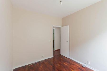 Apartamento à venda com 85m², 3 quartos e 2 vagasQuarto 2