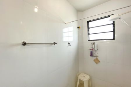 Casa à venda com 408m², 2 quartos e 4 vagas Casa à venda com 408m², 2 quartos e 4 vagasBanheiro da Suíte 1