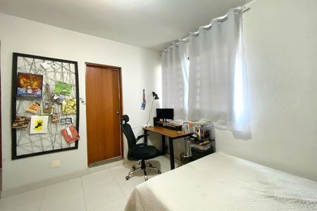 Casa à venda com 408m², 2 quartos e 4 vagas Casa à venda com 408m², 2 quartos e 4 vagasSuite 1