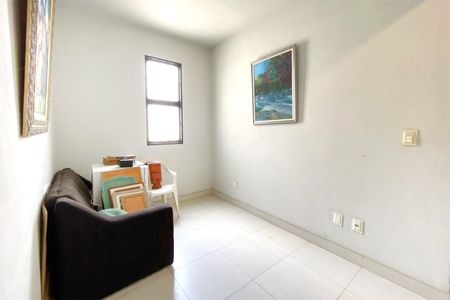 Casa à venda com 408m², 2 quartos e 4 vagas Casa à venda com 408m², 2 quartos e 4 vagasSala de Estar