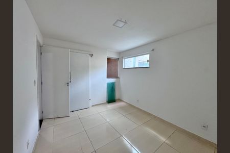 Apartamento à venda com 100m², 2 quartos e 1 vagaSuíte