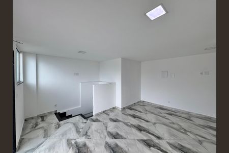 Apartamento à venda com 100m², 2 quartos e 1 vagaSala (Segundo Andar)