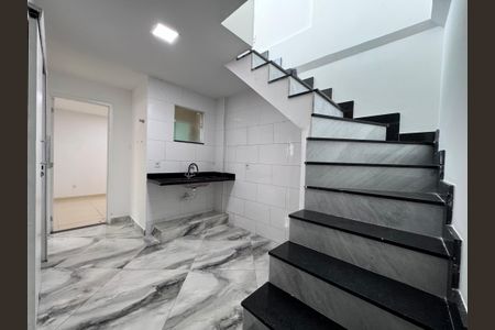 Apartamento à venda com 100m², 2 quartos e 1 vagaSala