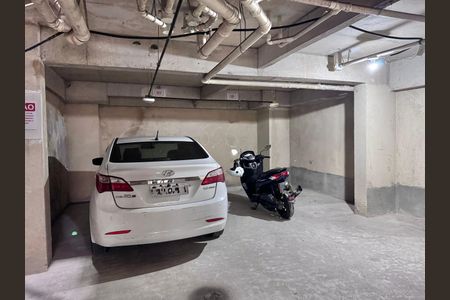 Apartamento à venda com 100m², 2 quartos e 1 vagaÁrea comum - vaga