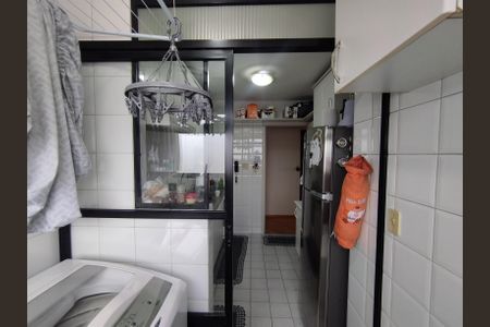 Apartamento para alugar com 58m², 2 quartos e 1 vagaÁrea de Serviço