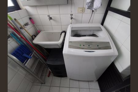 Apartamento para alugar com 58m², 2 quartos e 1 vagaÁrea de Serviço