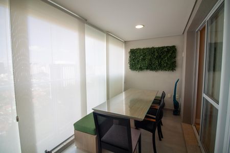 Apartamento à venda com 80m², 2 quartos e 2 vagasVaranda / Sala de Jantar