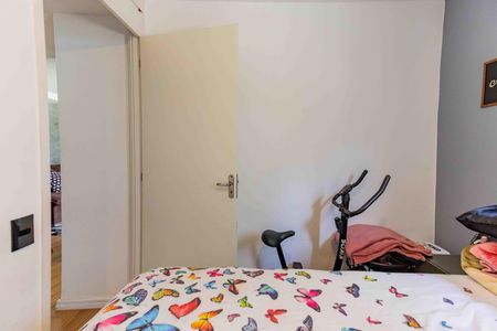 Quarto 2 de apartamento para alugar com 2 quartos, 44m² em Parque Ipe, São Paulo