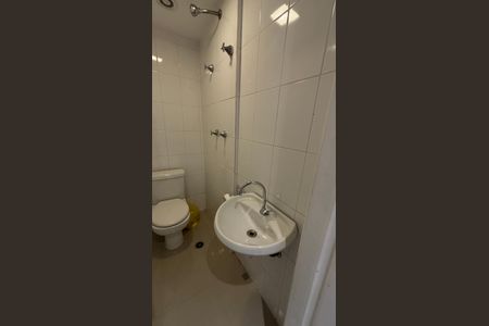 Apartamento para alugar com 119m², 3 quartos e 2 vagasBanheiro de Serviço