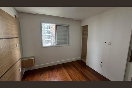 Apartamento para alugar com 119m², 3 quartos e 2 vagasSuite 1