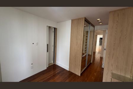 Apartamento para alugar com 119m², 3 quartos e 2 vagasSuite 1