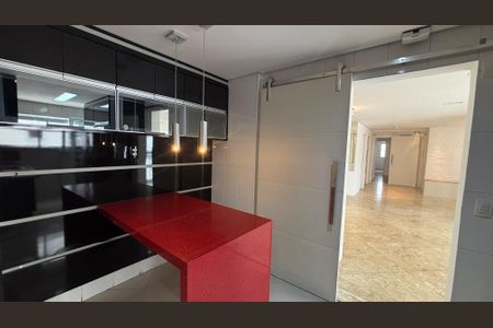 Apartamento para alugar com 119m², 3 quartos e 2 vagasCozinha