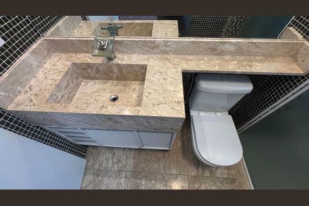 Apartamento para alugar com 119m², 3 quartos e 2 vagasBanheiro da Suíte 2