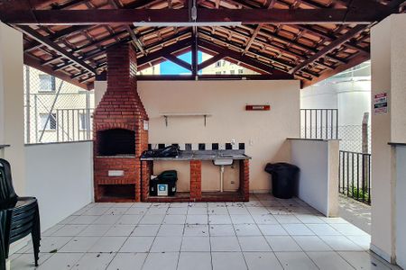 Apartamento à venda com 49m², 2 quartos e sem vagaÁrea comum - Churrasqueira