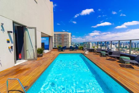 Studio para alugar com 25m², 1 quarto e sem vaga Studio para alugar com 25m², 1 quarto e sem vagaPiscina