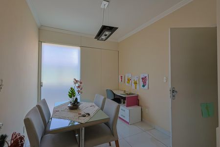 Apartamento à venda com 120m², 2 quartos e 1 vagaSala