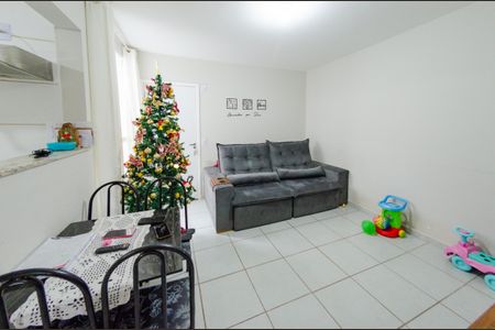 Sala de apartamento para alugar com 2 quartos, 50m² em Felixlândia (justinópolis), Ribeirão das Neves
