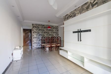 Sala de apartamento para alugar com 3 quartos, 64m² em Industrial Autonomistas, Osasco