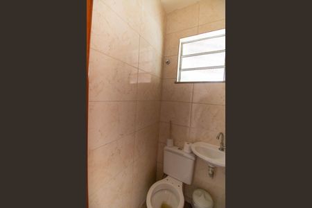 Casa de condomínio à venda com 120m², 3 quartos e 2 vagasLavabo