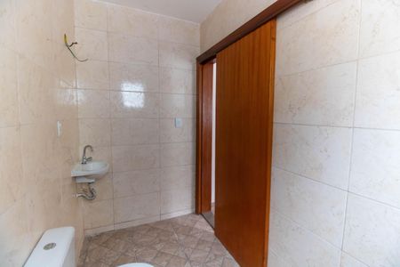 Casa de condomínio à venda com 120m², 3 quartos e 2 vagasBanheiro da Suíte 1