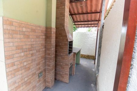 Casa de condomínio à venda com 120m², 3 quartos e 2 vagasÁrea externa