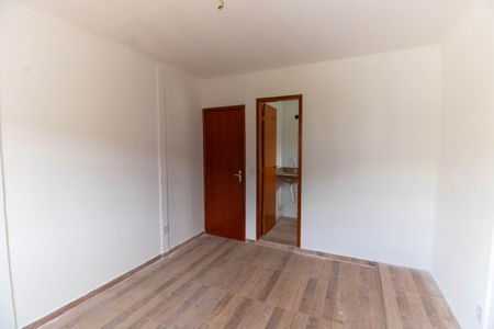 Casa de condomínio à venda com 120m², 3 quartos e 2 vagasSuíte 2