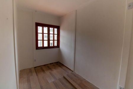 Casa de condomínio à venda com 120m², 3 quartos e 2 vagasCloset