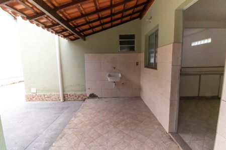 Casa de condomínio à venda com 120m², 3 quartos e 2 vagasÁrea de Serviço