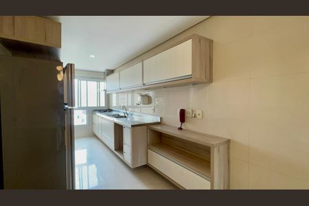Apartamento para alugar com 181m², 3 quartos e 3 vagas Apartamento para alugar com 181m², 3 quartos e 3 vagasCozinha