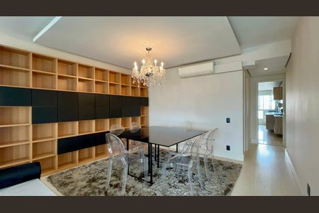 Apartamento para alugar com 181m², 3 quartos e 3 vagas Apartamento para alugar com 181m², 3 quartos e 3 vagasSala de Jantar