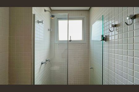 Apartamento para alugar com 181m², 3 quartos e 3 vagas Apartamento para alugar com 181m², 3 quartos e 3 vagasBanheiro da Suíte 2