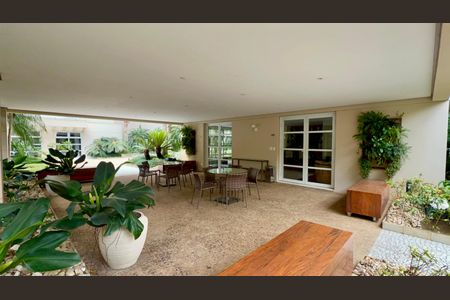 Apartamento para alugar com 181m², 3 quartos e 3 vagas Apartamento para alugar com 181m², 3 quartos e 3 vagasÁrea comum